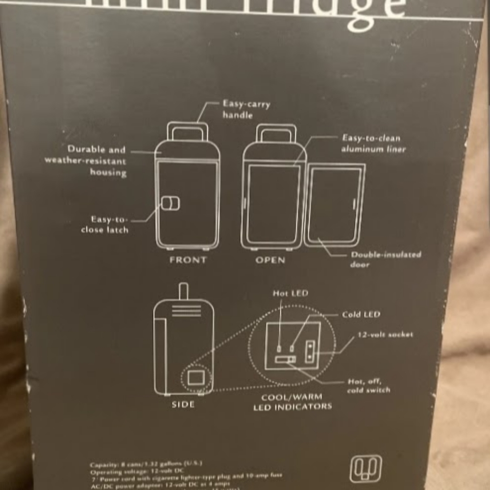 Vector Mini Fridge Cooler/Warmer - Picture 9 of 11